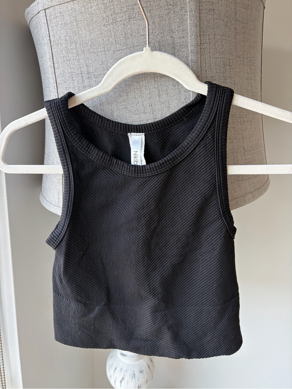 Nikibiki top